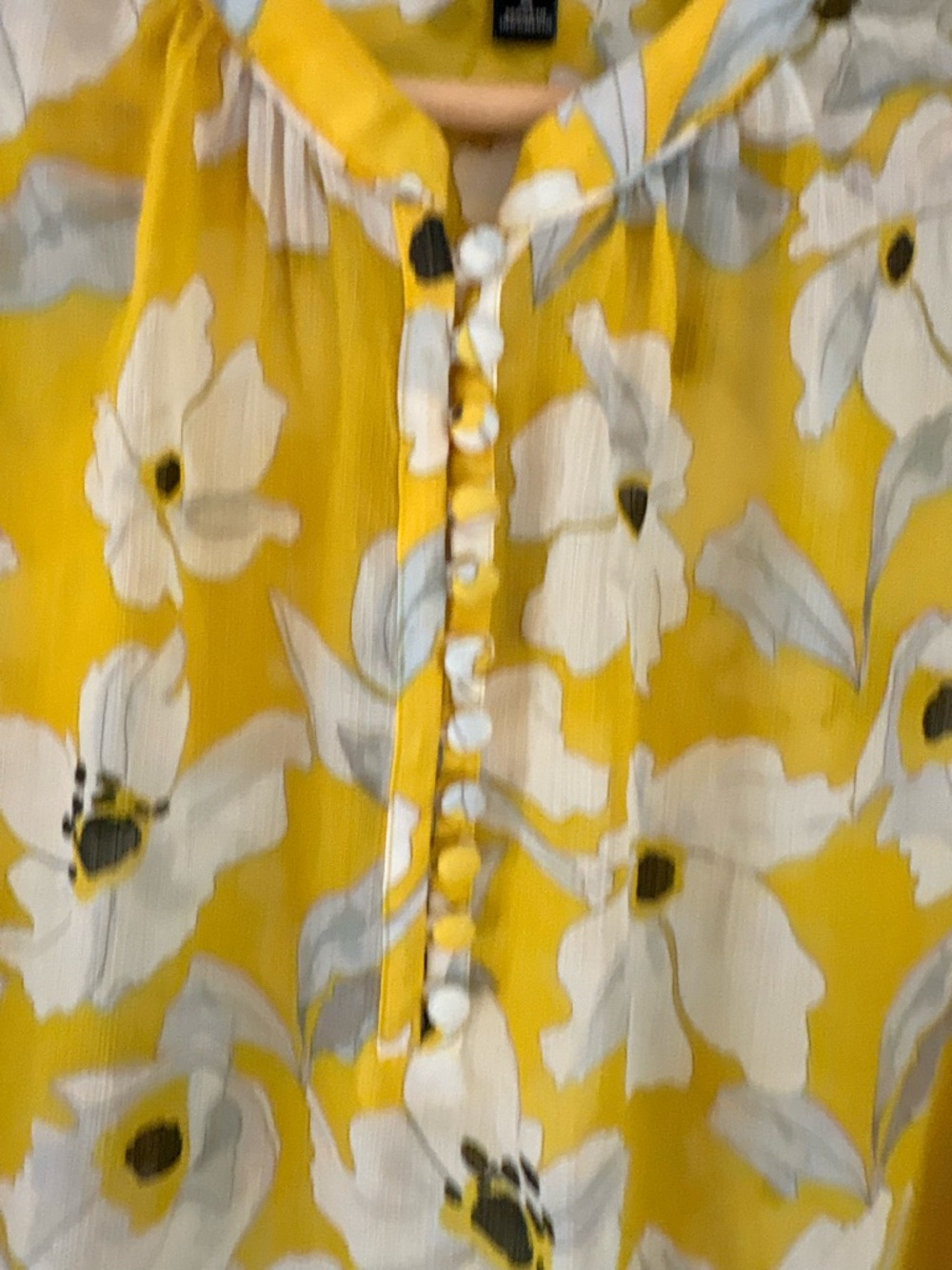 Banana Republic Yellow Floral Pintuck Button Blouse - Picture 2 of 5